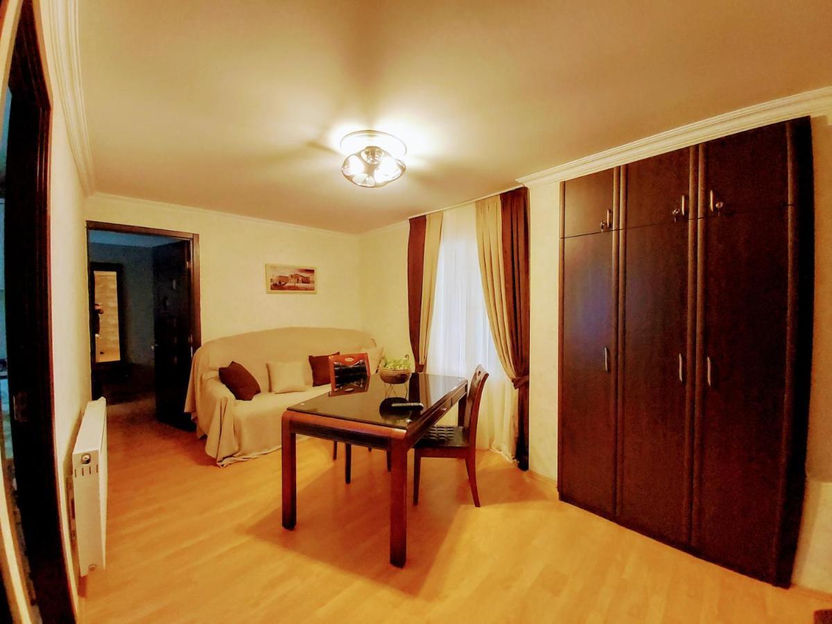 Baia'S Apartments Tbilisi Luaran gambar